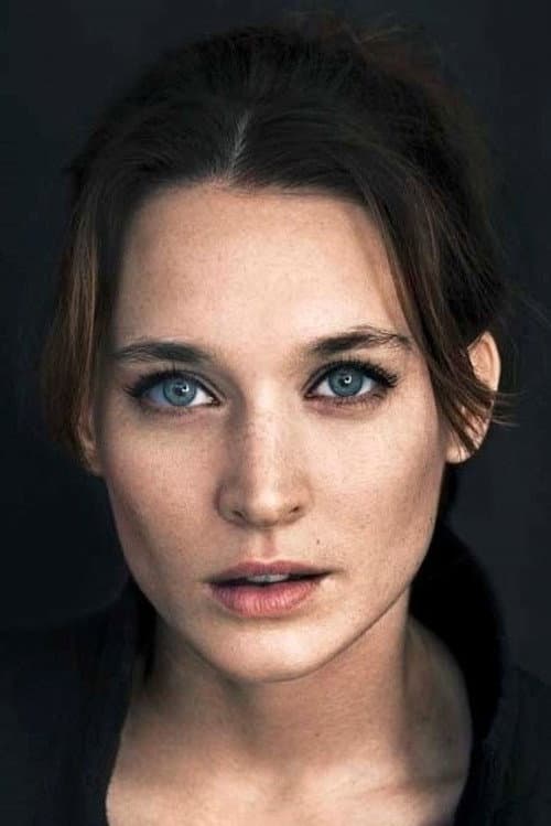 Josefin Asplund